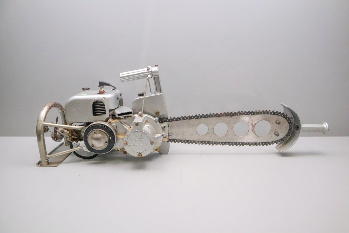 Power Machinery PM Chainsaw