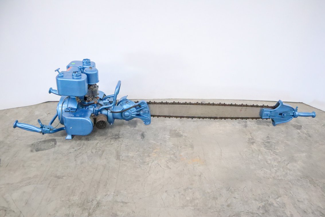 Titan Blue Streak Chainsaw