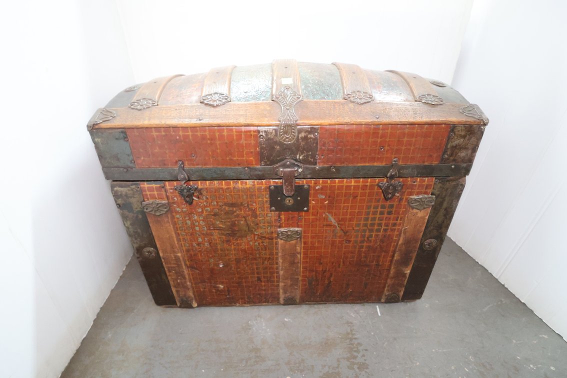 Dome Top Trunk