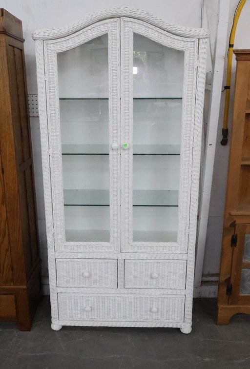 Raton Curio Cabinet