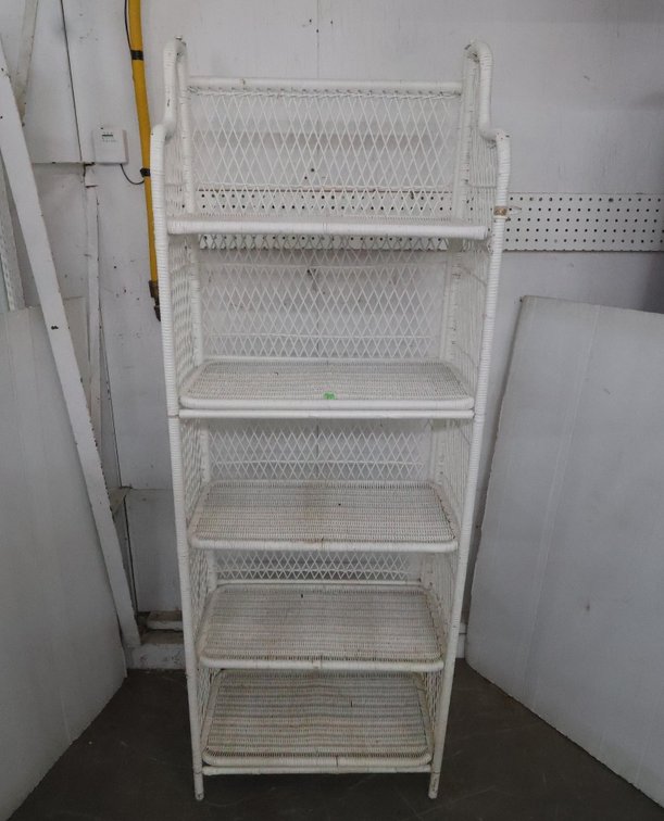 Raton Shelving