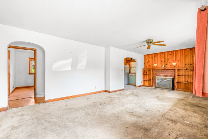 Image for 121 Greenwood Rd, Staunton Real Estate Auction