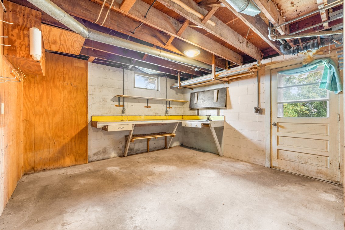 Image for 121 Greenwood Rd, Staunton Real Estate Auction