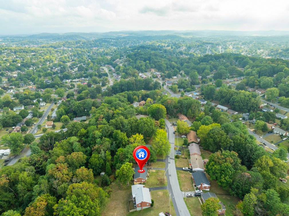 Image for 121 Greenwood Rd, Staunton Real Estate Auction