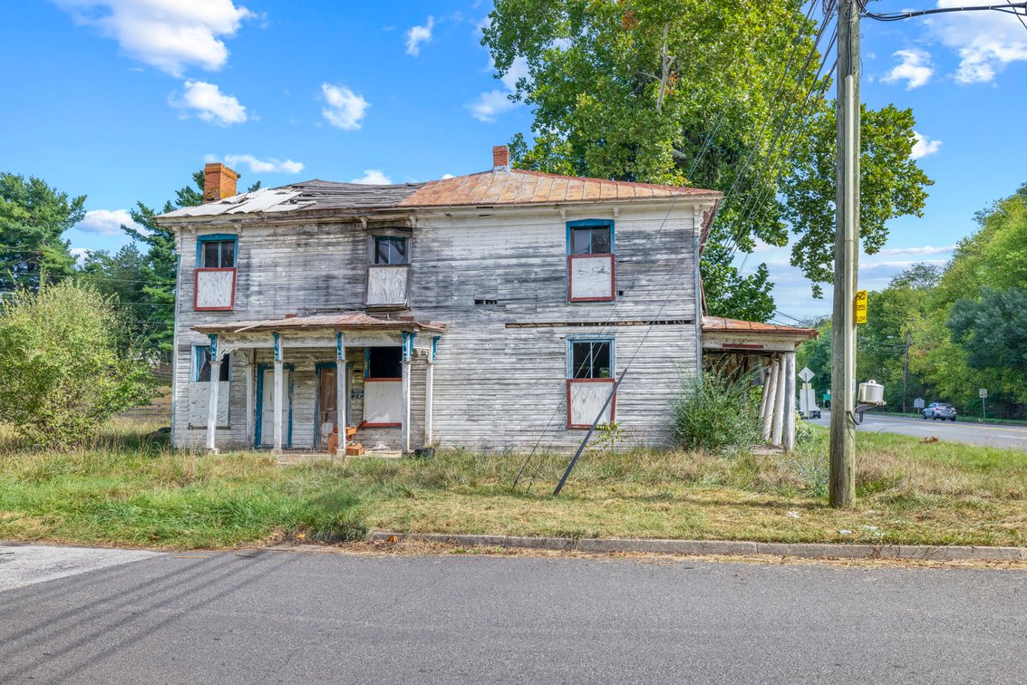 Image for 6551 Lee Jackson Hwy Real Estate Auction
