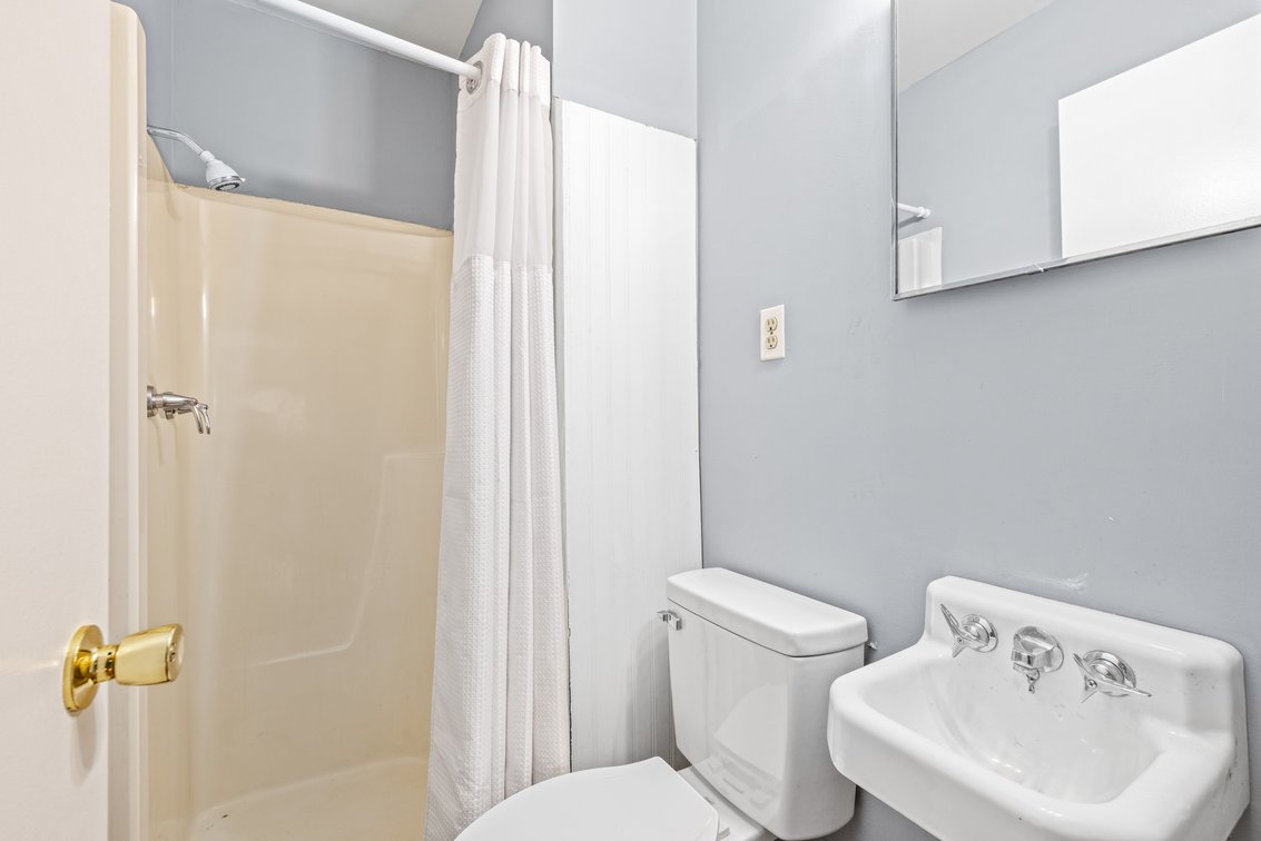 Image for 833 Jefferson Ave, Waynesboro Real Estate Auction