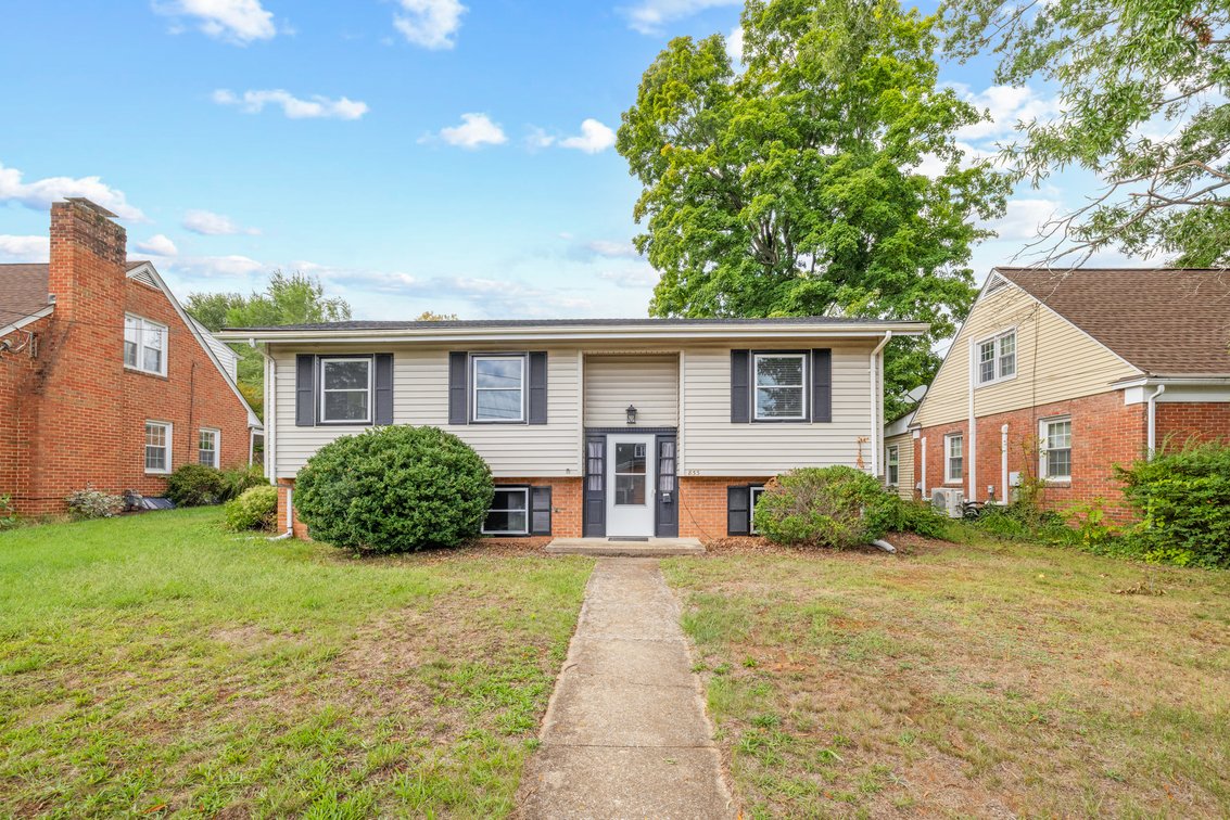 Image for 833 Jefferson Ave, Waynesboro Real Estate Auction