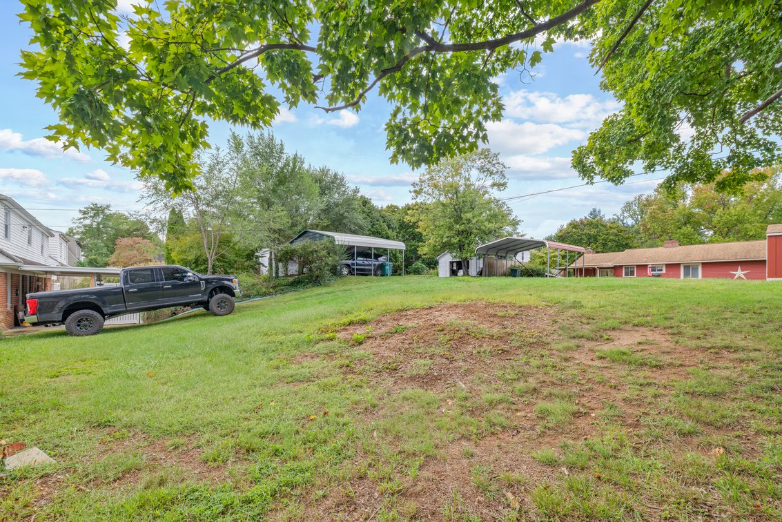 Image for 833 Jefferson Ave, Waynesboro Real Estate Auction