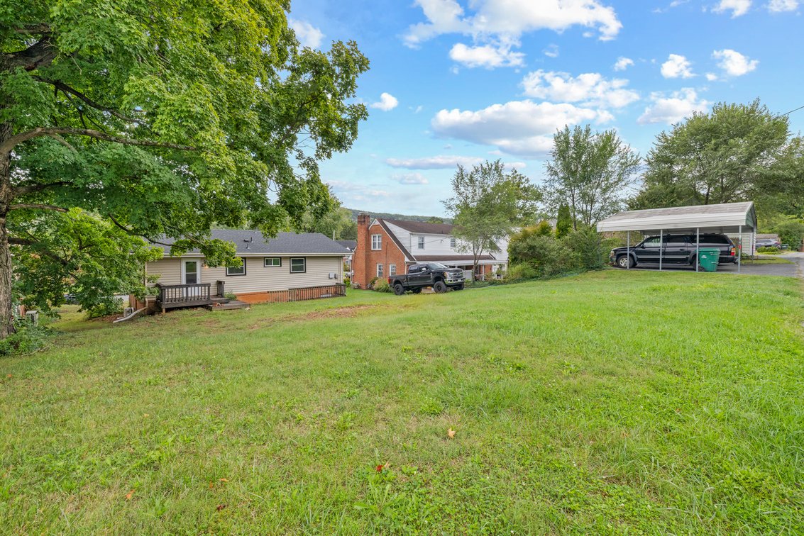 Image for 833 Jefferson Ave, Waynesboro Real Estate Auction