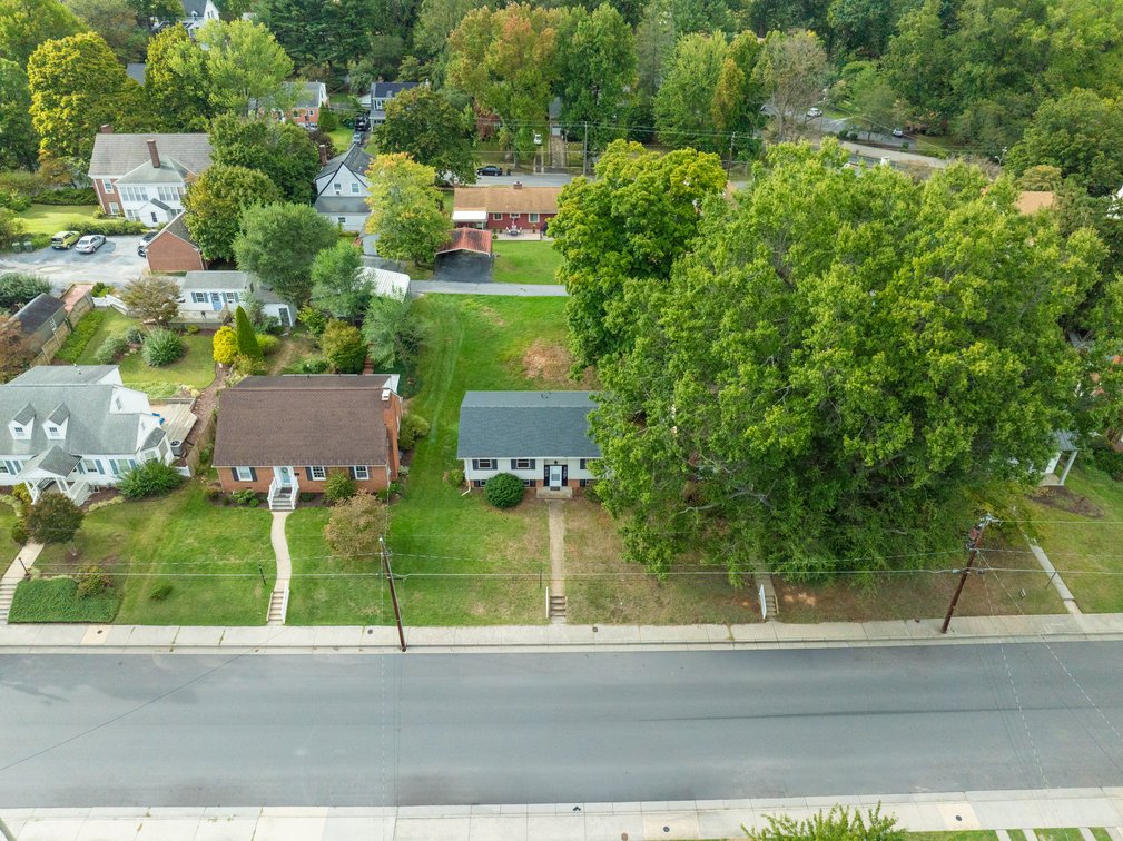 Image for 833 Jefferson Ave, Waynesboro Real Estate Auction
