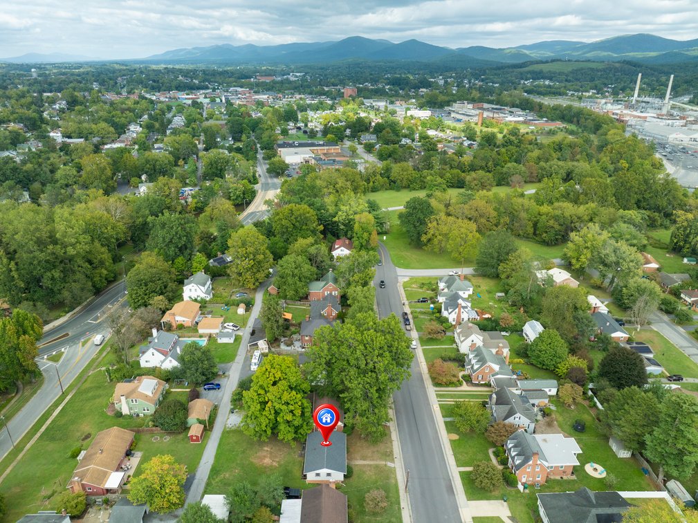 Image for 833 Jefferson Ave, Waynesboro Real Estate Auction