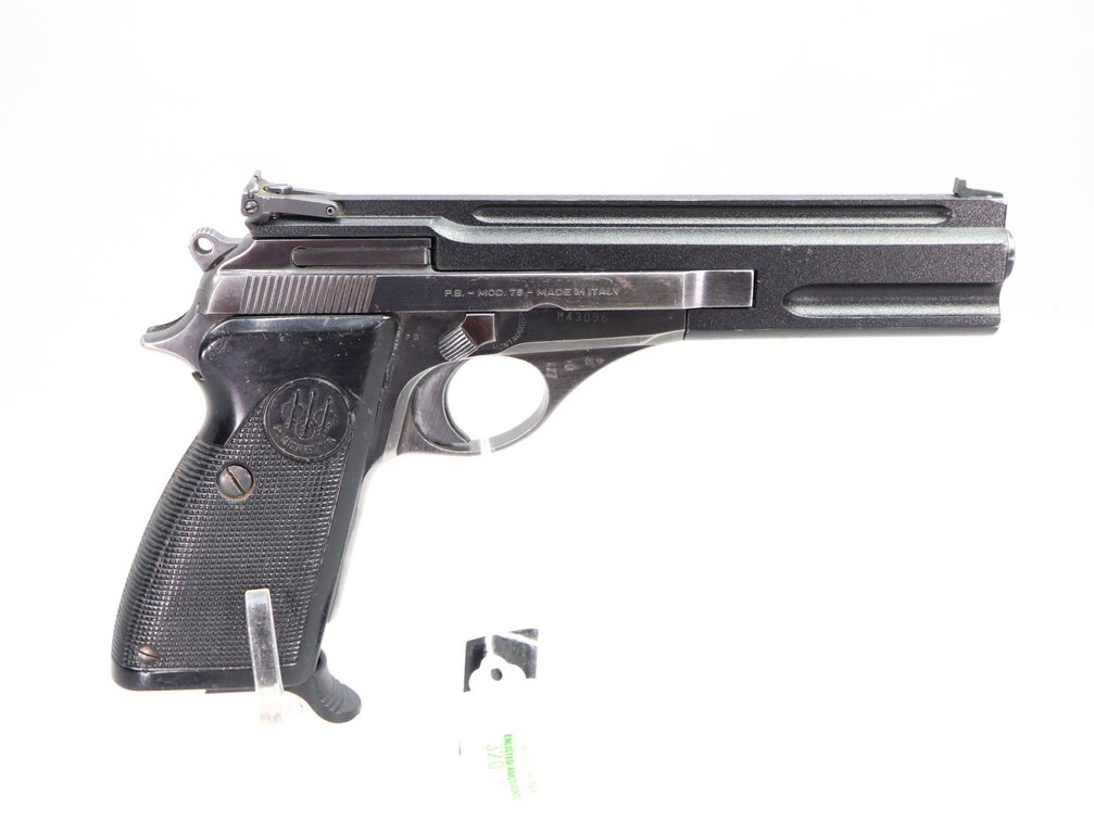 Beretta, 76, 22 LR