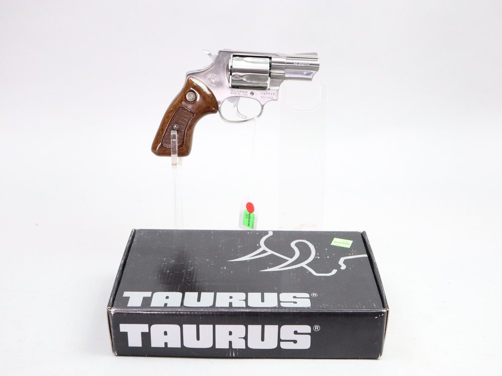 Taurus, 85, 38 Spc