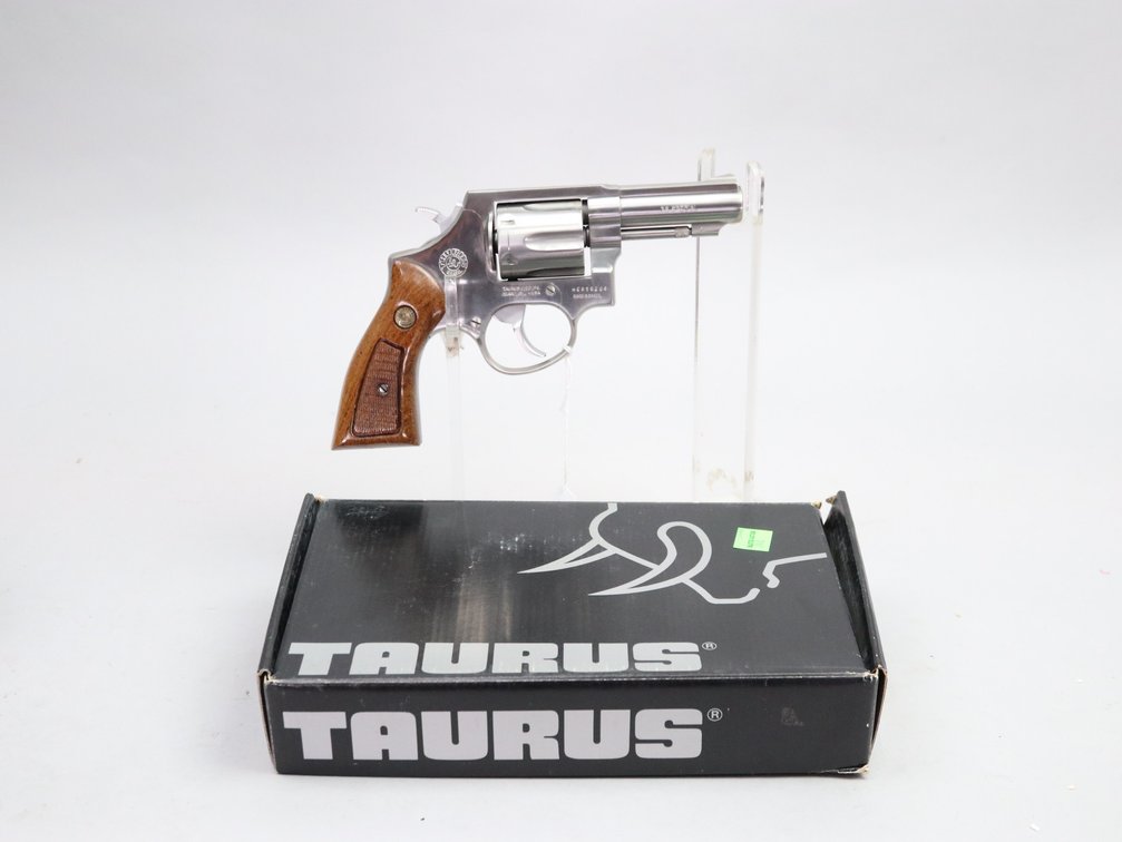 Taurus, 82, 38 Spc