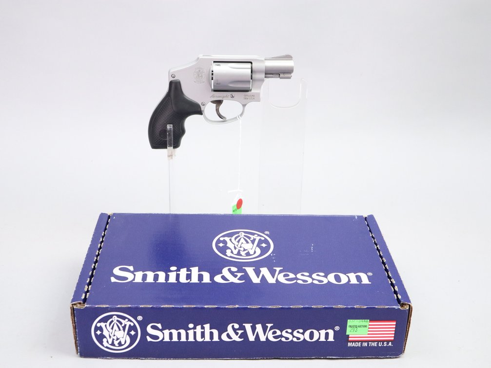 Smith and Wesson, Airweight 642-2, 38 S&W Spl +P