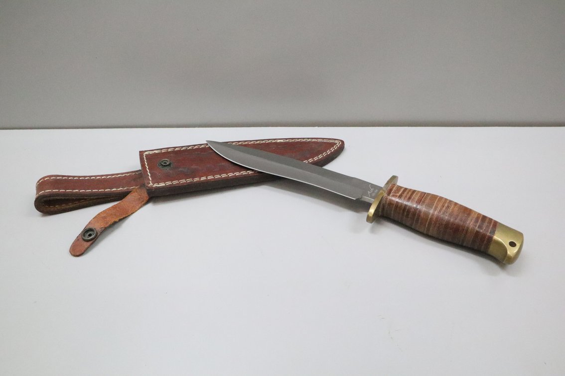 Ash 440C Fixed-Blade Knife with Leather Sheath