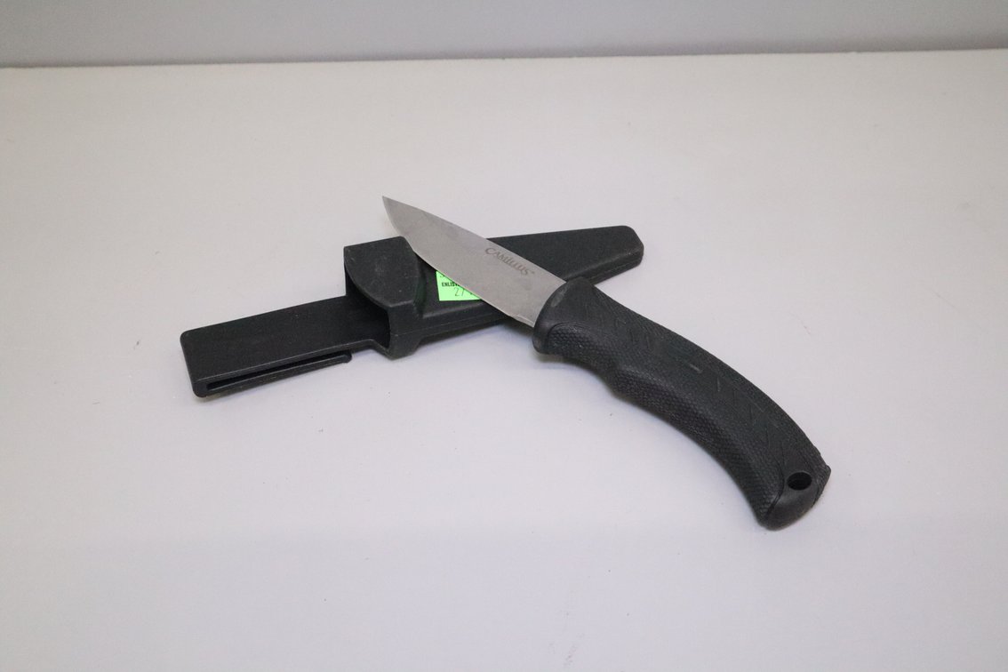 Camillus Fixed-Blade Knife with Sheath
