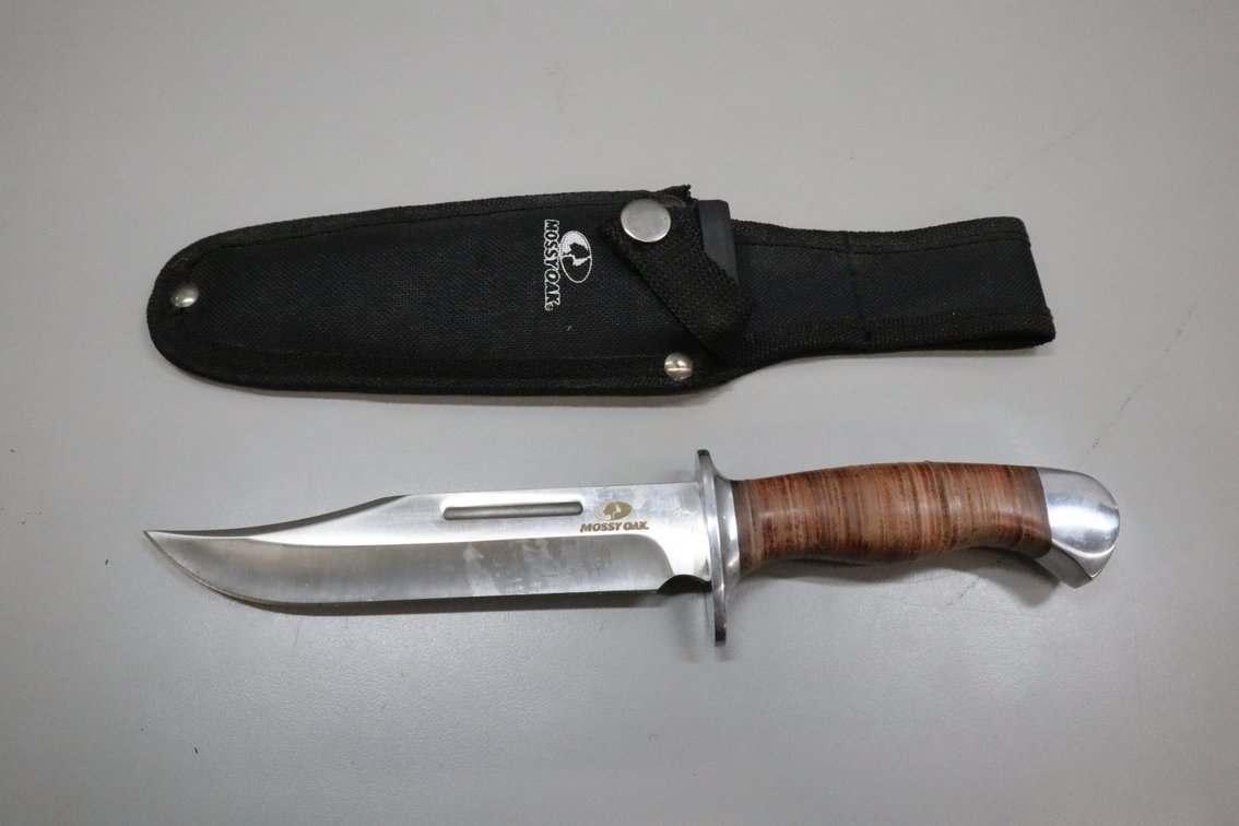 Mossy Oak Fixed-Blade Bowie Knife with Sheath