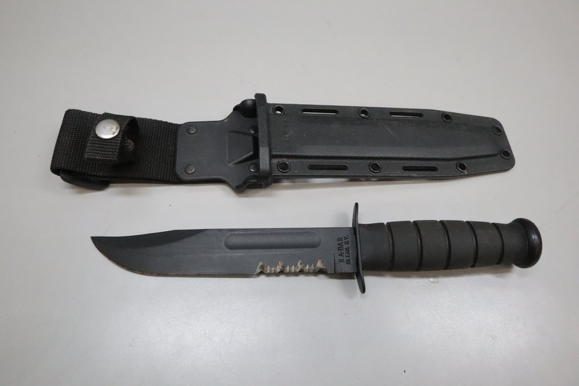KA-BAR 1211 Partially Serrated Combat Knife with Sheath