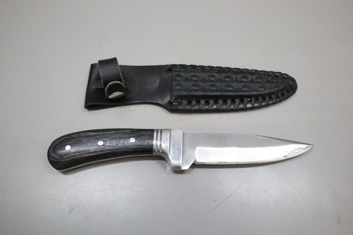 Pakistan Fixed-Blade Knife with Leather Sheath
