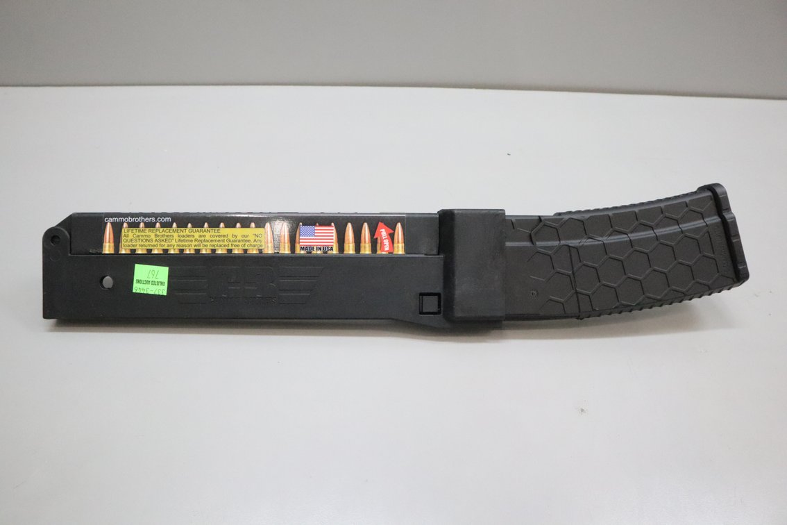 Cammo Brothers 5.56 / .223 Magazine Loader with Magazine