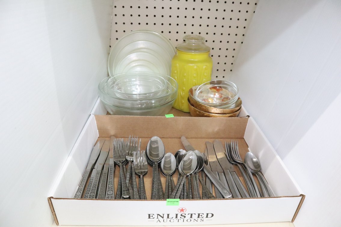 Kitchen Items, Flatware Set