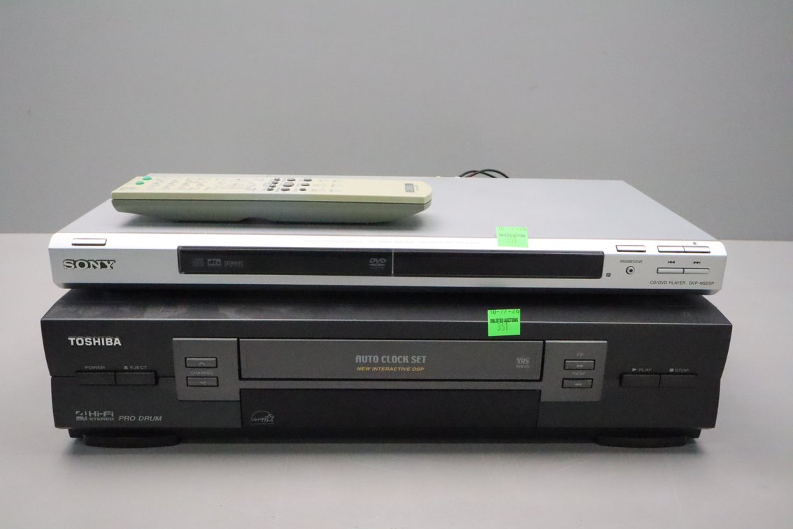 VHS And DVD Player