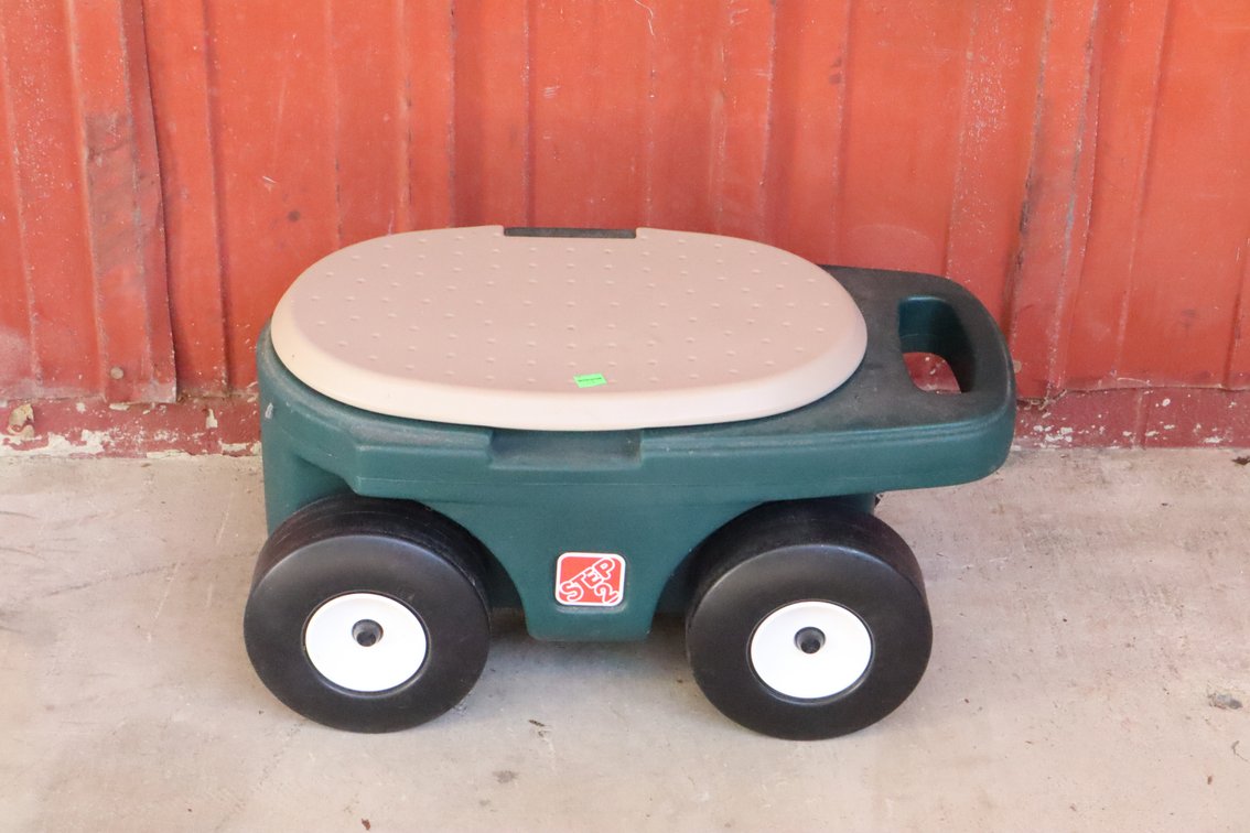 Garden Rolling Cart Seat