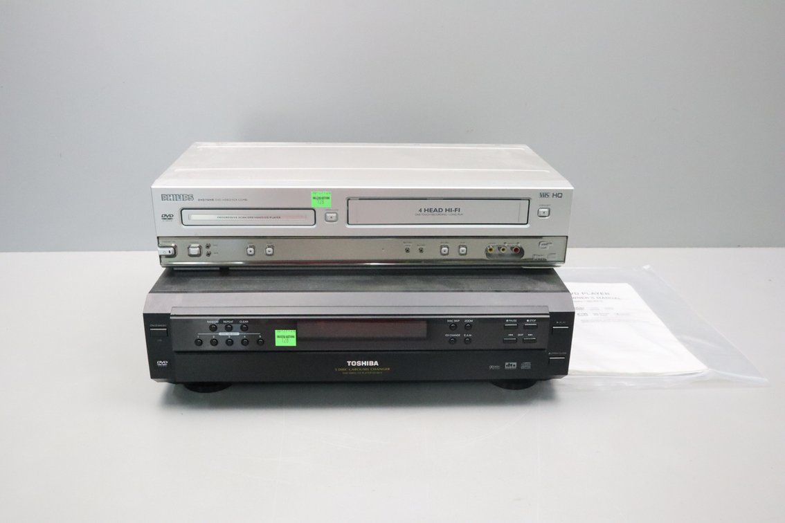 Cd Changer, VCR