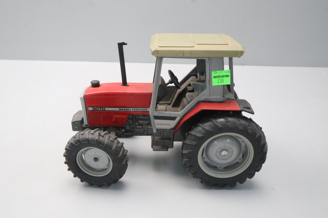 Massey Ferguson 3070 Tractor