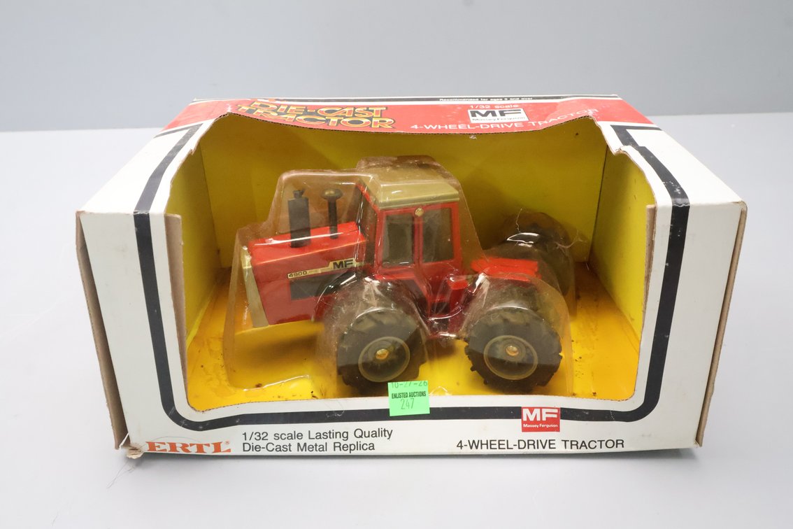 Massey Ferguson 4900 4 Wheel Drive Articulating Tractor