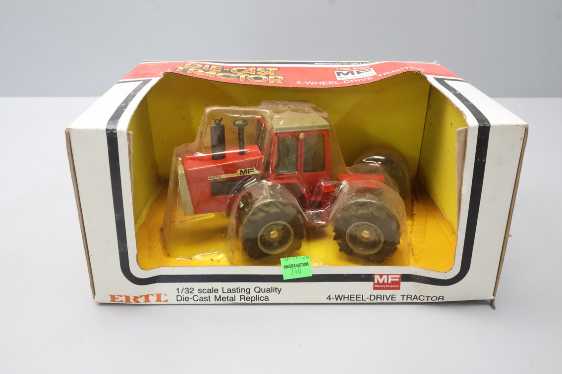 Massey Ferguson 4900 Tractor