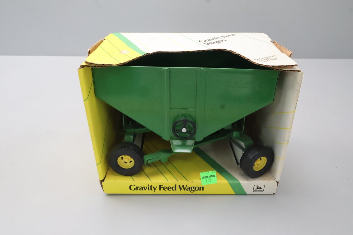 Gravity Feed Wagon