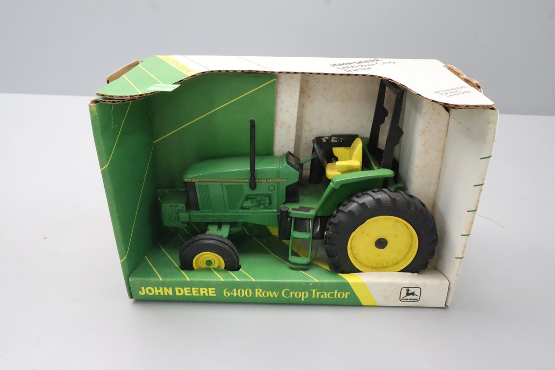 John Deere 6400 Row Crop Tractor