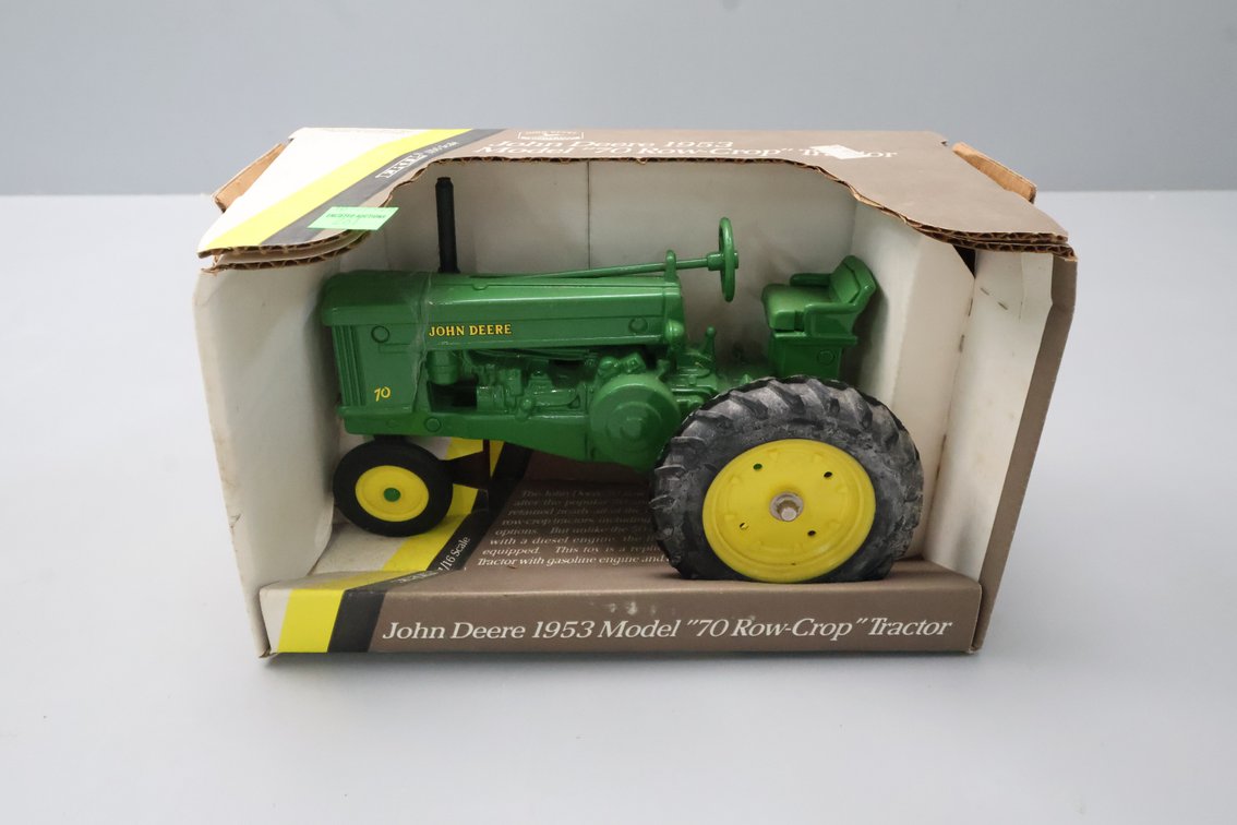John Deere 70 Row Crop Tractor