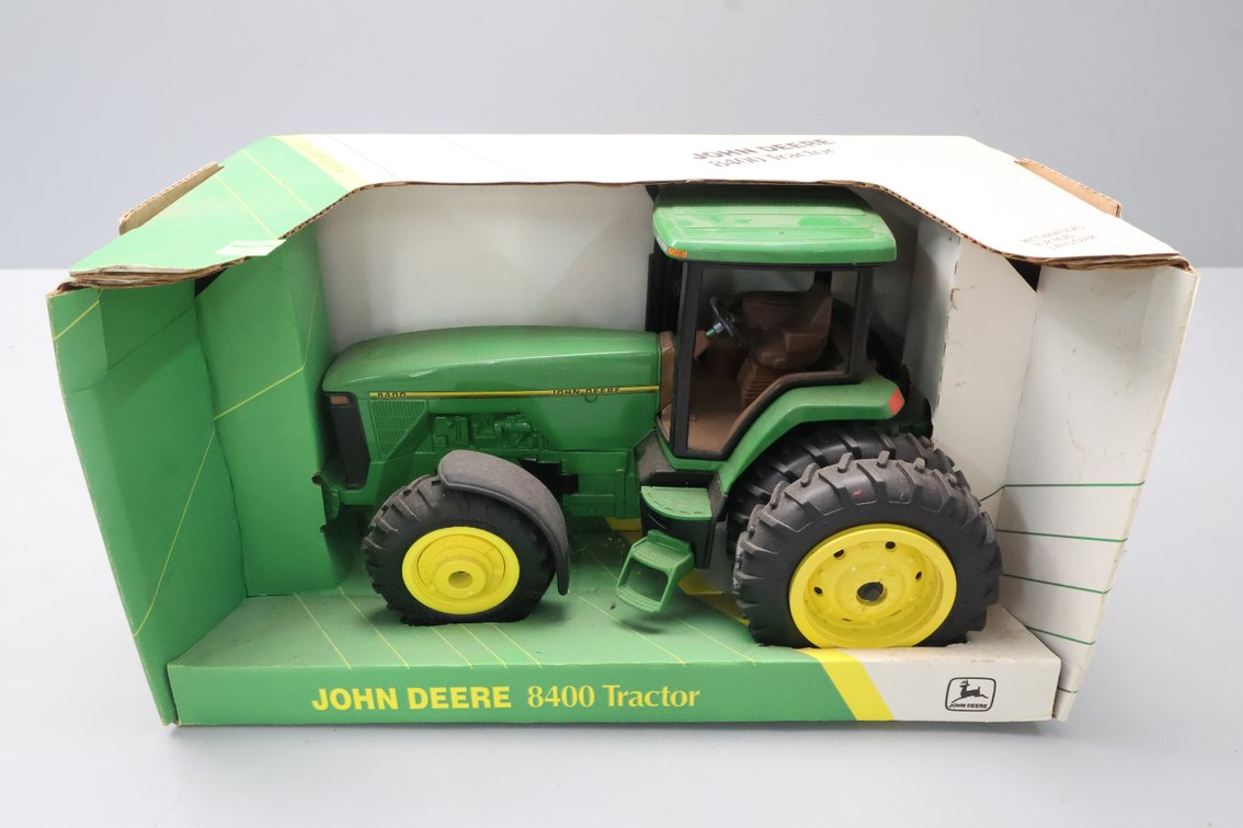 John Deere 8400 Tractor