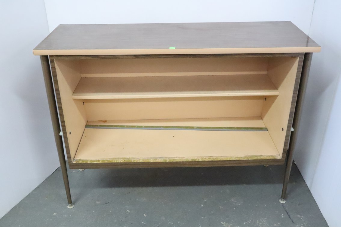 Shelf With Metal Legs