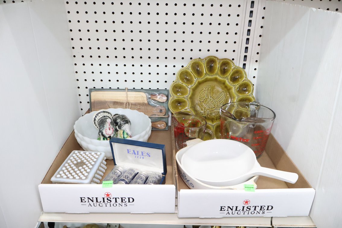 Eggplate, Pyrex Measuring Cups, Milk Glass