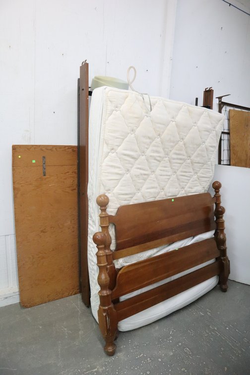Full Size Bed