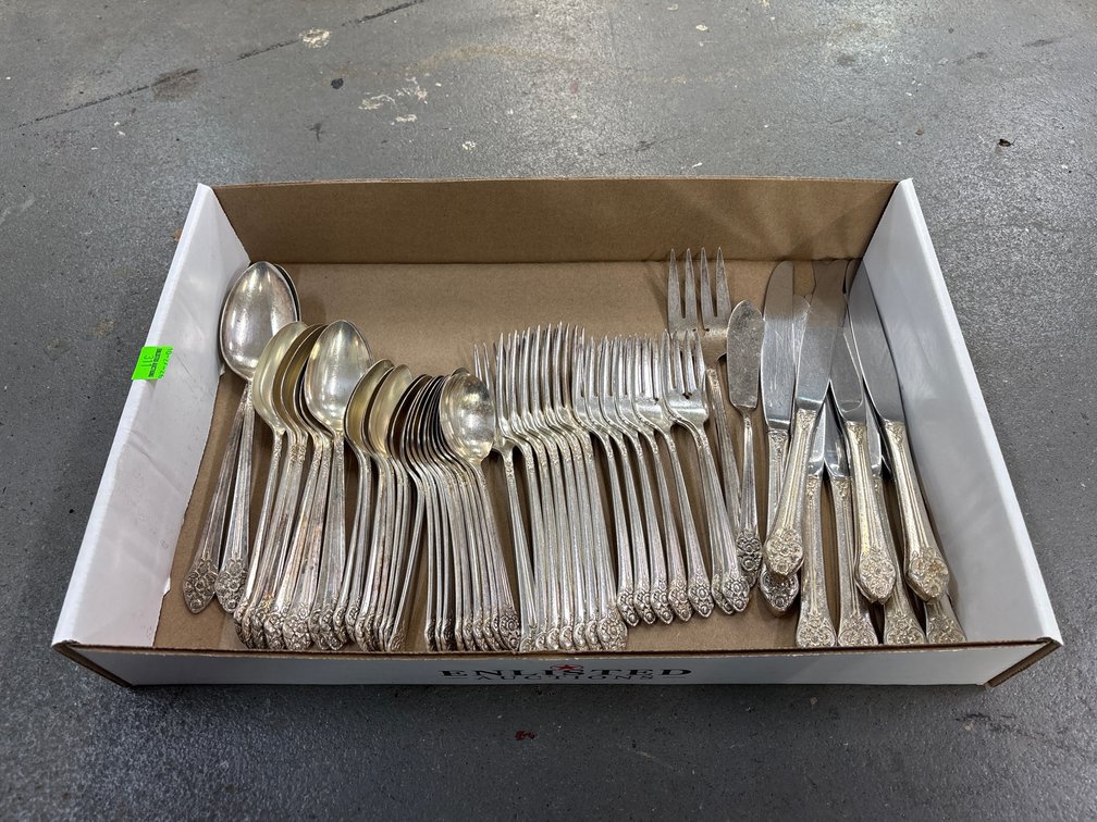 Rogers Flatware Set