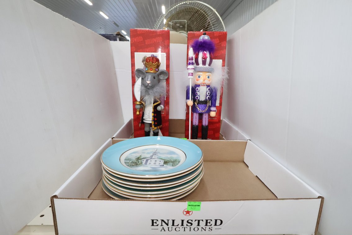 Christmas Plates, Nutcrackers