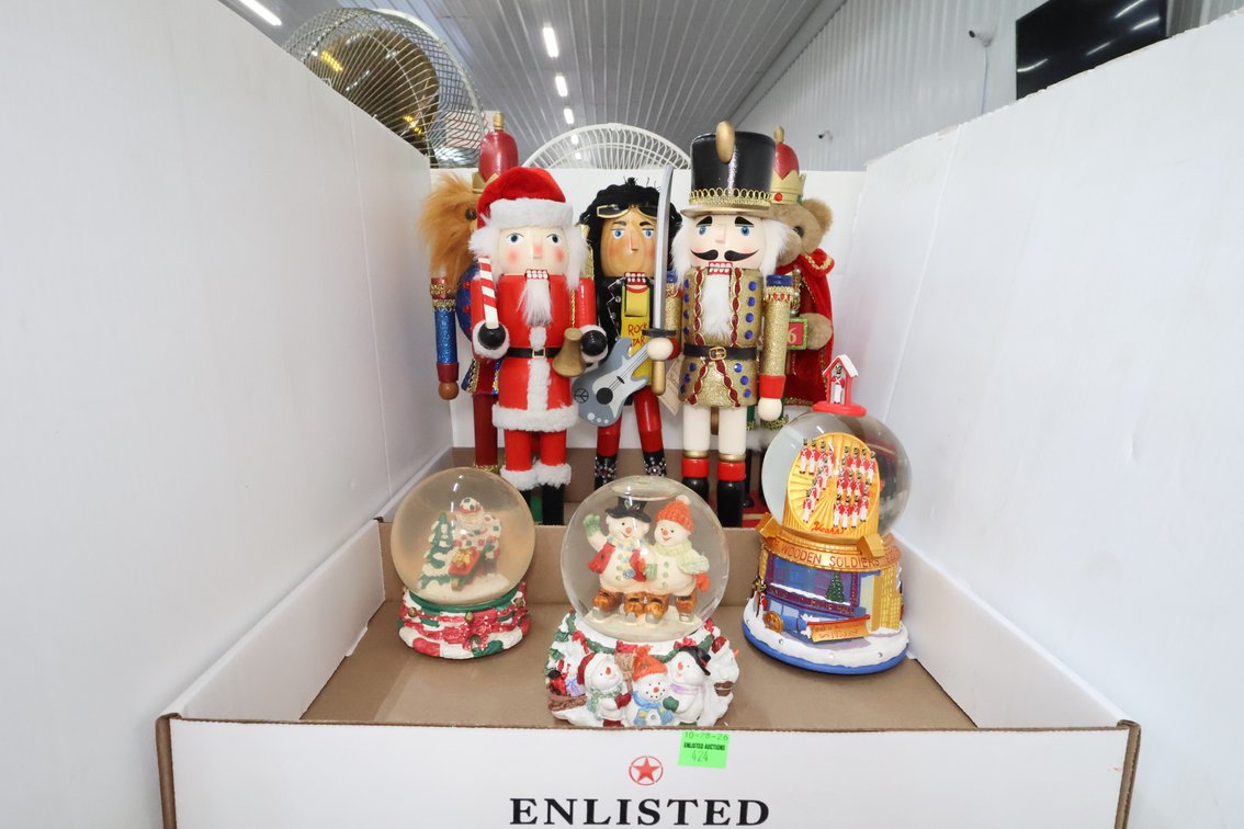 Nutcrackers, Musical Snow Globes