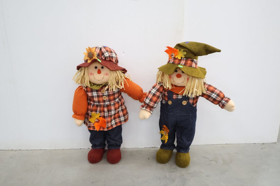Fall Decorations People