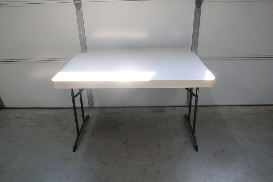 Lifetime 4 Ft Folding Table