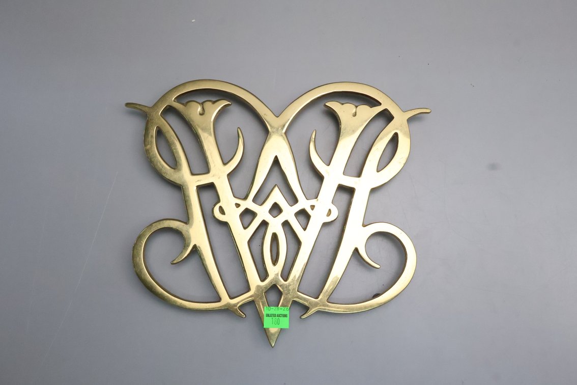 Virginia Metalcrafters Williamsburg Trivet