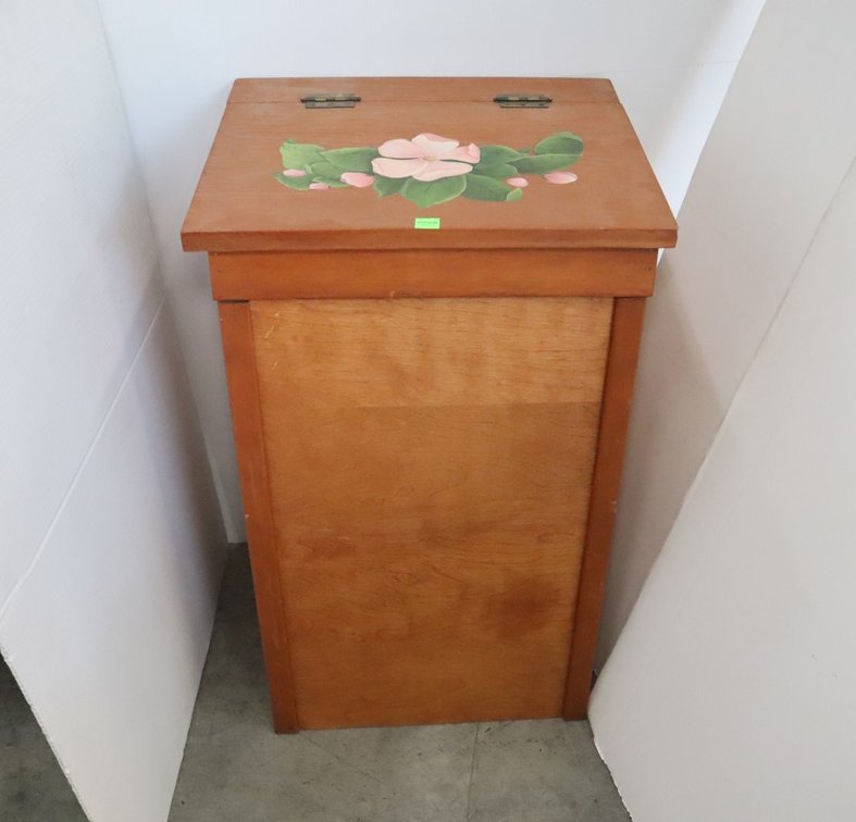 Wooden Trash Can Bin