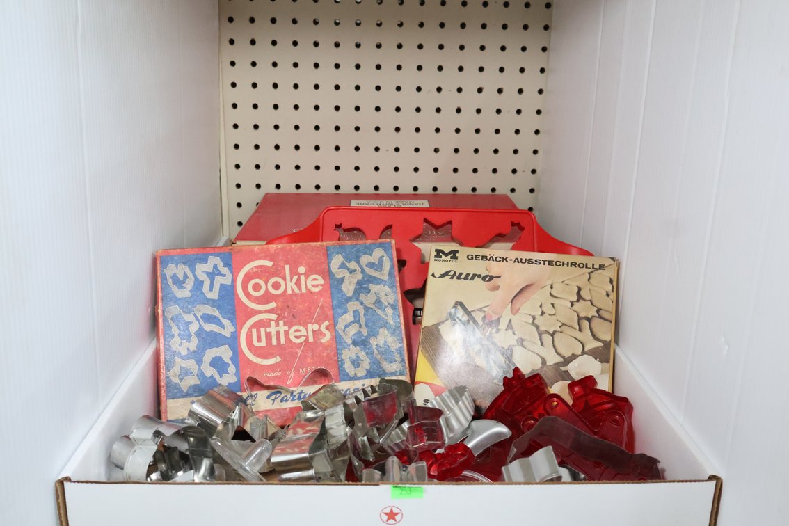 Cookie Cutters, Jelly Jars