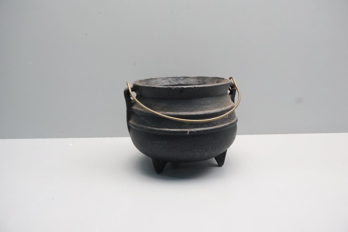 Cast Iron Pot
