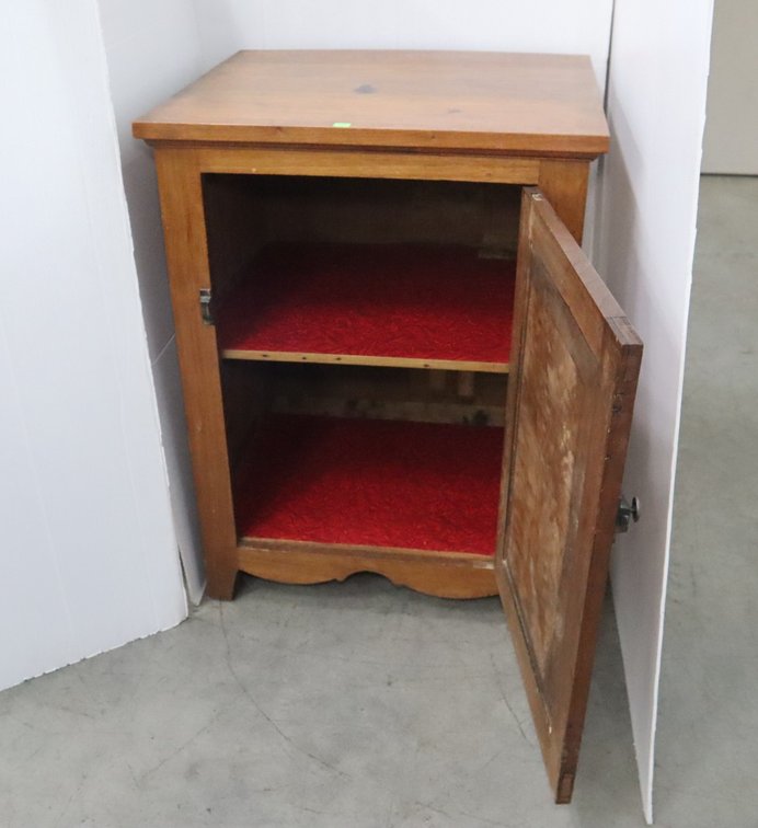 Single Door Cabinet