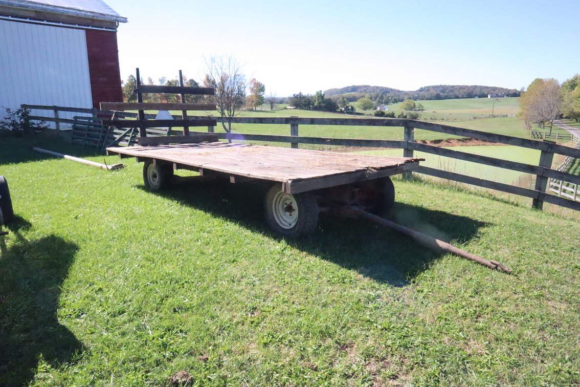 Hay wagon